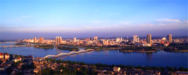 促進金融支持我市房地產市場平穩健康發展